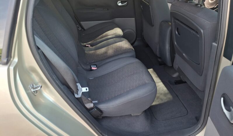 Renault Scenic 1.5 dCi 105 CV lleno