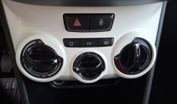Peugeot 208 1.2 PureTech 75 cv lleno