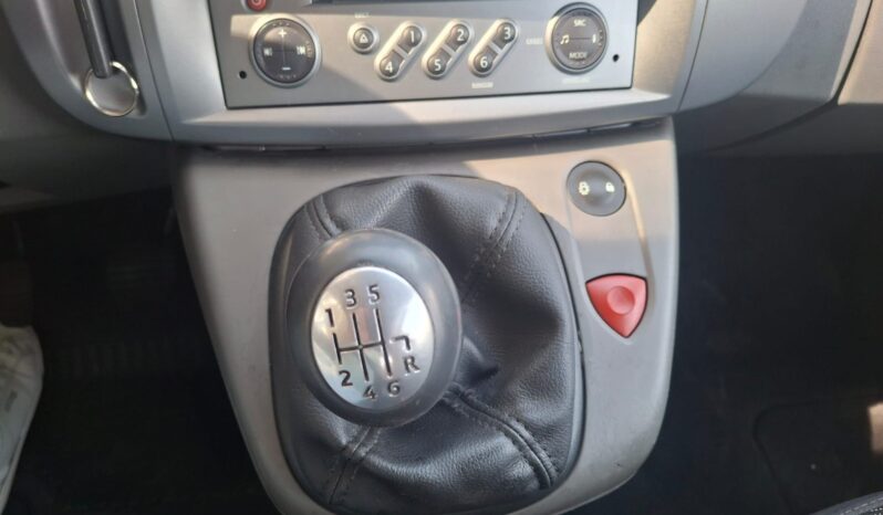 Renault Scenic 1.5 dCi 105 CV lleno
