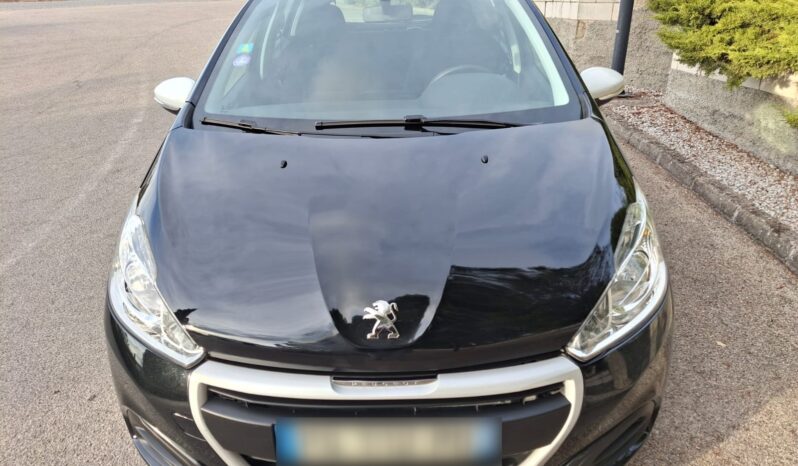 Peugeot 208 1.2 PureTech 75 cv lleno