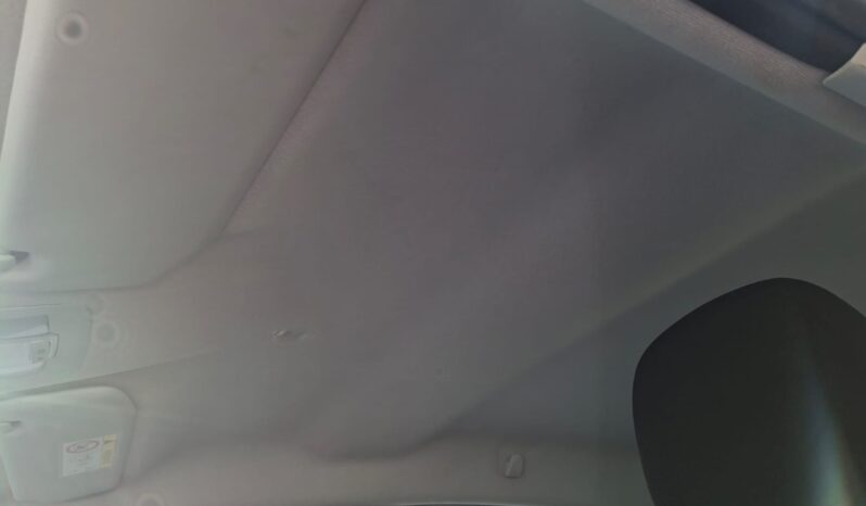 Peugeot 208 1.2 PureTech 75 cv lleno