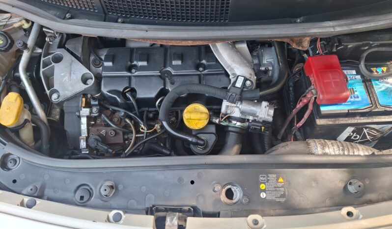 Renault Scenic 1.5 dCi 105 CV lleno