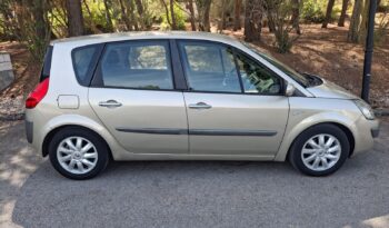 Renault Scenic 1.5 dCi 105 CV lleno