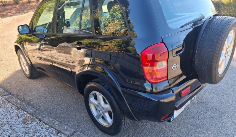 Toyota RAV4 2.0 VVT-i 150 CV lleno