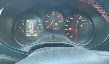 SEAT Leon 1.6 TDI 105 CV lleno