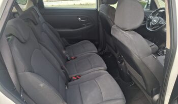 KIA Carens 1.7 CRDi 16v VGT 115 CV lleno