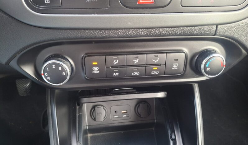 KIA Carens 1.7 CRDi 16v VGT 115 CV lleno