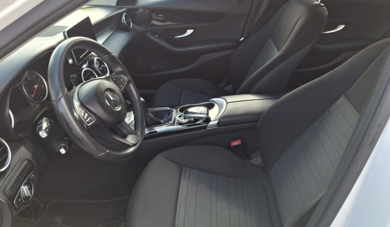 Mercedes-Benz Clase C 1.6 120CV lleno