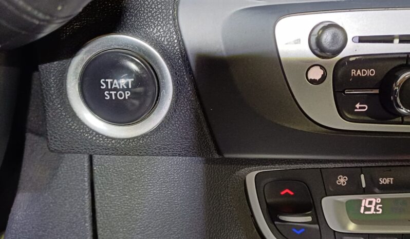 Renault Scenic 1.5 DCI 110CV 7P lleno