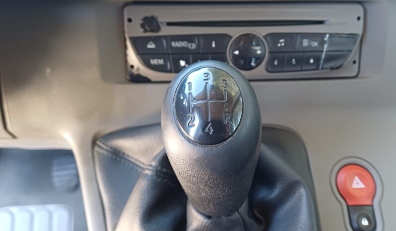 Renault Kangoo 1.5 dCi 85 CV lleno
