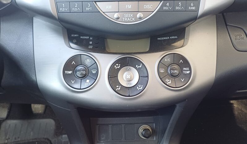 Toyota RAV4 2.2 D-4D 136 CV lleno