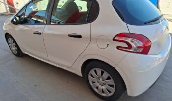 Peugeot 208 1.6 BlueHDi 100 CV lleno