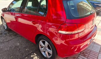 Volkswagen Golf 1.6 TDI 105 CV lleno