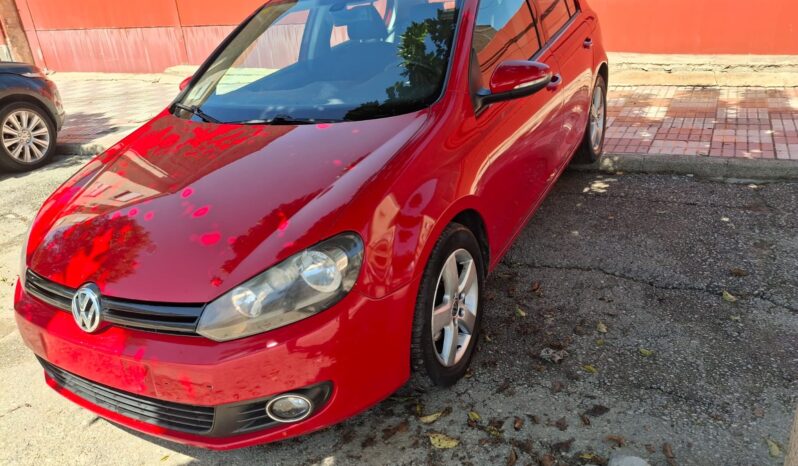 Volkswagen Golf 1.6 TDI 105 CV lleno
