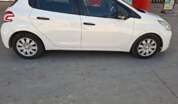 Peugeot 208 1.6 BlueHDi 100 CV lleno