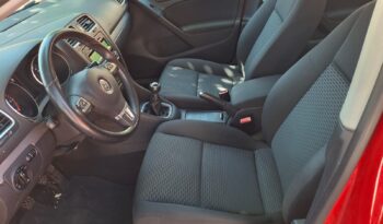 Volkswagen Golf 1.6 TDI 105 CV lleno