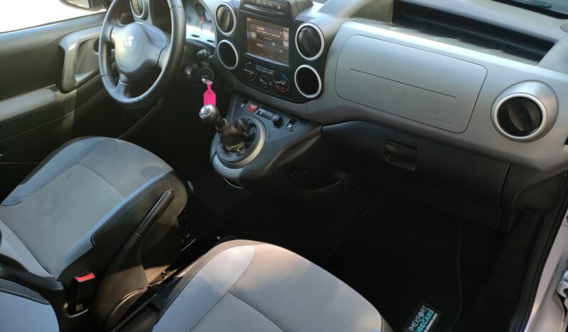 PEUGEOT Partner TEPEE Active 1.6 BlueHDi 100 lleno