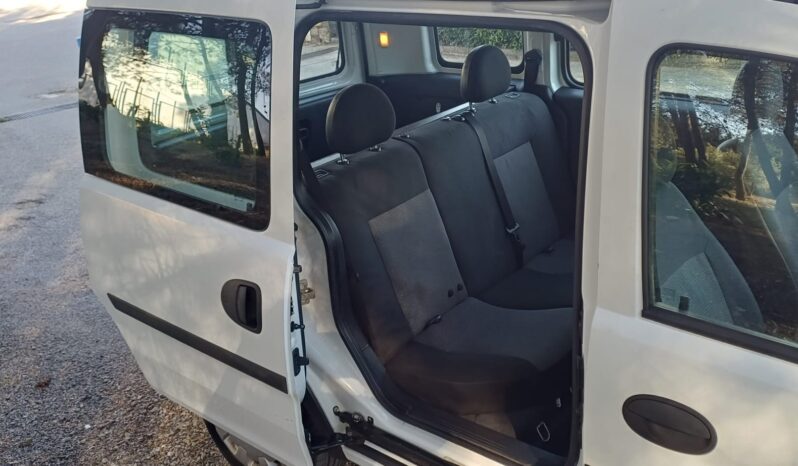 Opel Combo 1.3 CDTI 80CV lleno