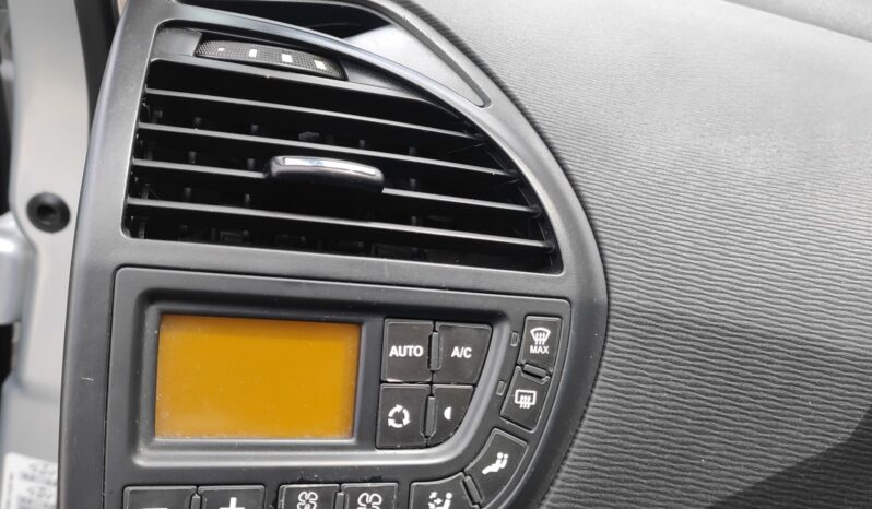 CITROËN Grand C4 Picasso 1.6 HDI 110CV lleno