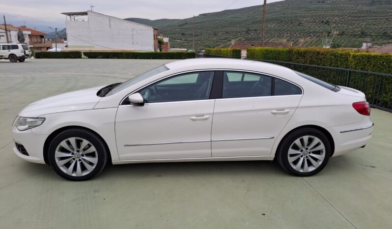 Volkswagen Passat 2.0 TDI 140 CV lleno