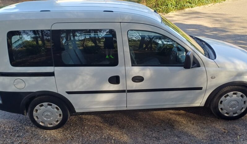Opel Combo 1.3 CDTI 80CV lleno