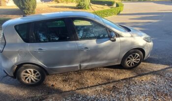 Renault Scenic 1.2i 100 CV lleno