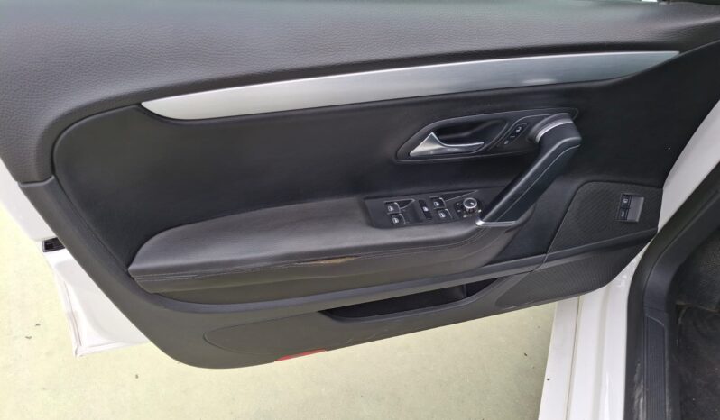 Volkswagen Passat 2.0 TDI 140 CV lleno