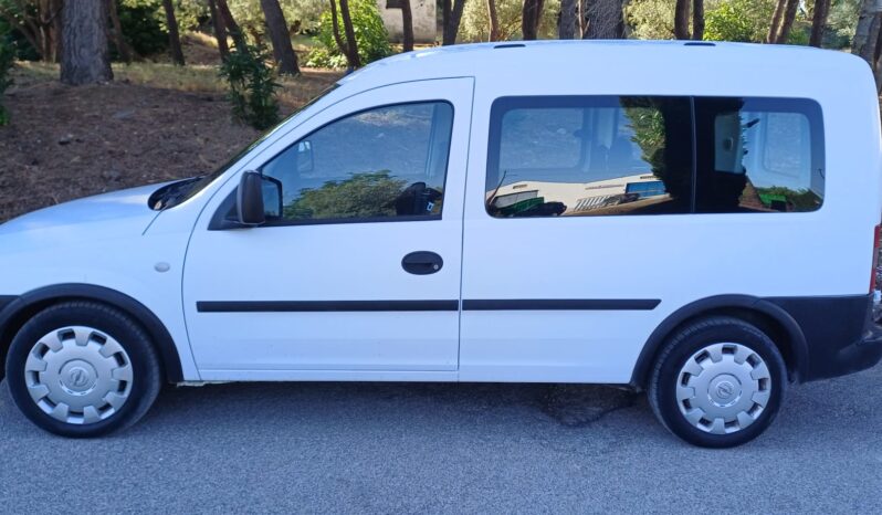 Opel Combo 1.3 CDTI 80CV lleno